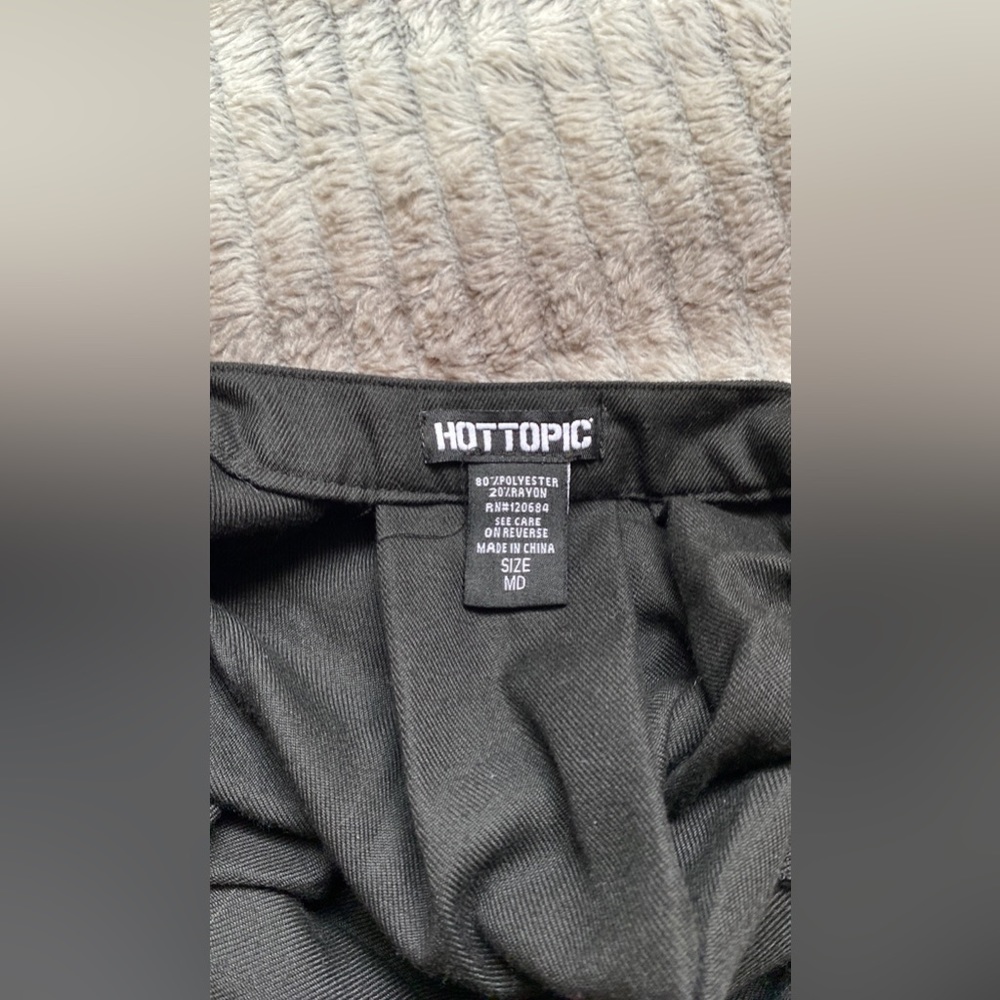 Hot topic above the knee skirt in size medium the color is solid black